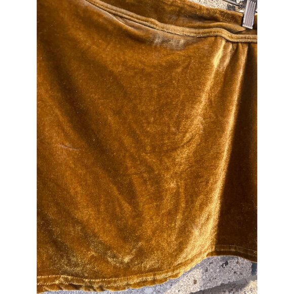 Urban Outfitters Crushed Velvet Skort - Picture 5 of 6
